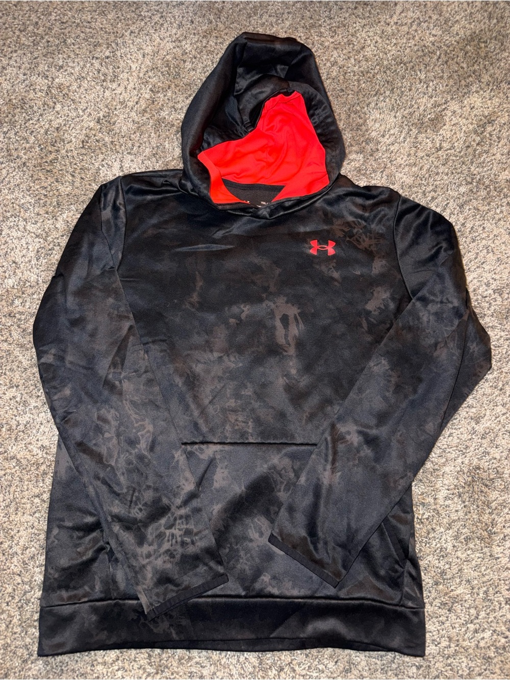 Under Armour Youth XL Black Hoodie with Red Lining